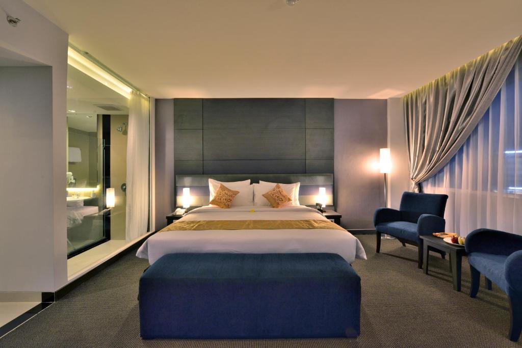 Tjokro Hotel Pekanbaru Eksteriør billede
